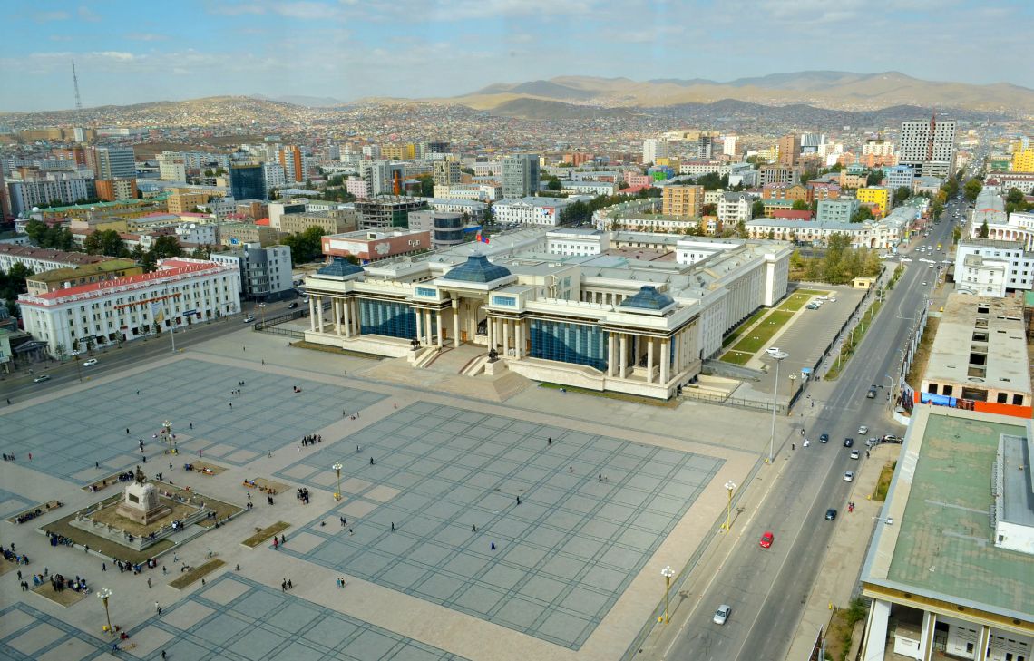 Ulaanbaatar. Zentralplatz und Parlamenthaus
