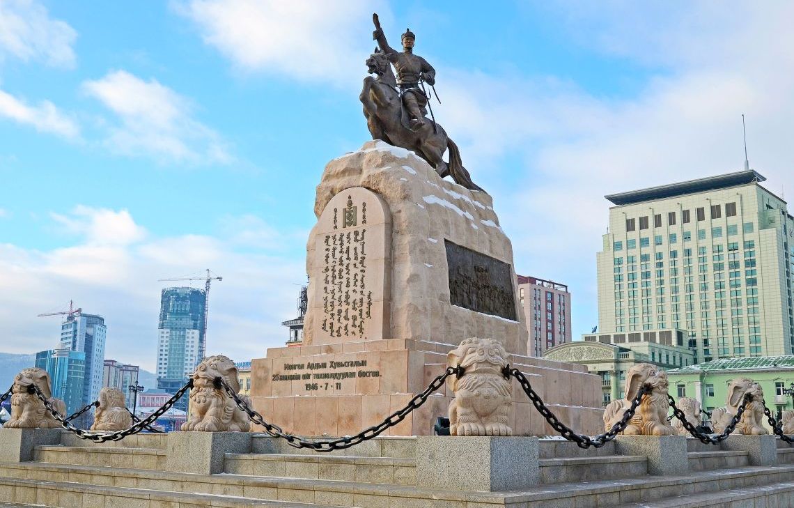 Sukhbaatar-Denkmal